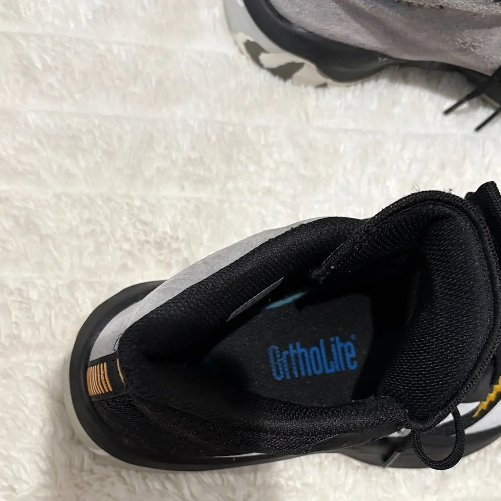 Adidas Pro Next Black/White Sneakers - Picture 6 of 7